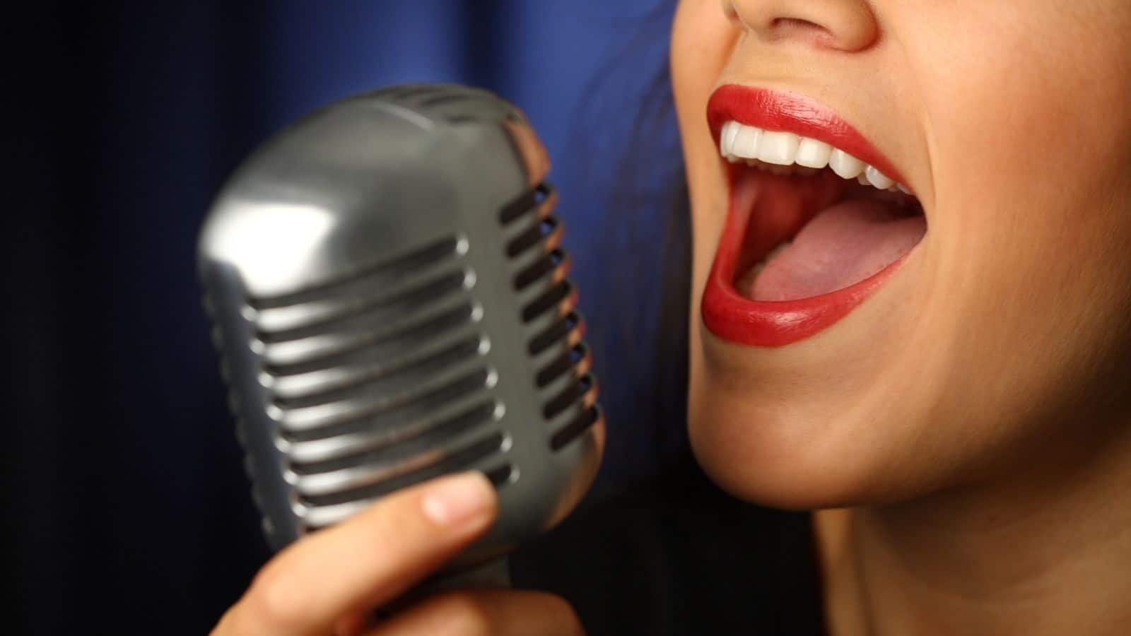 singing helps reduce stress
